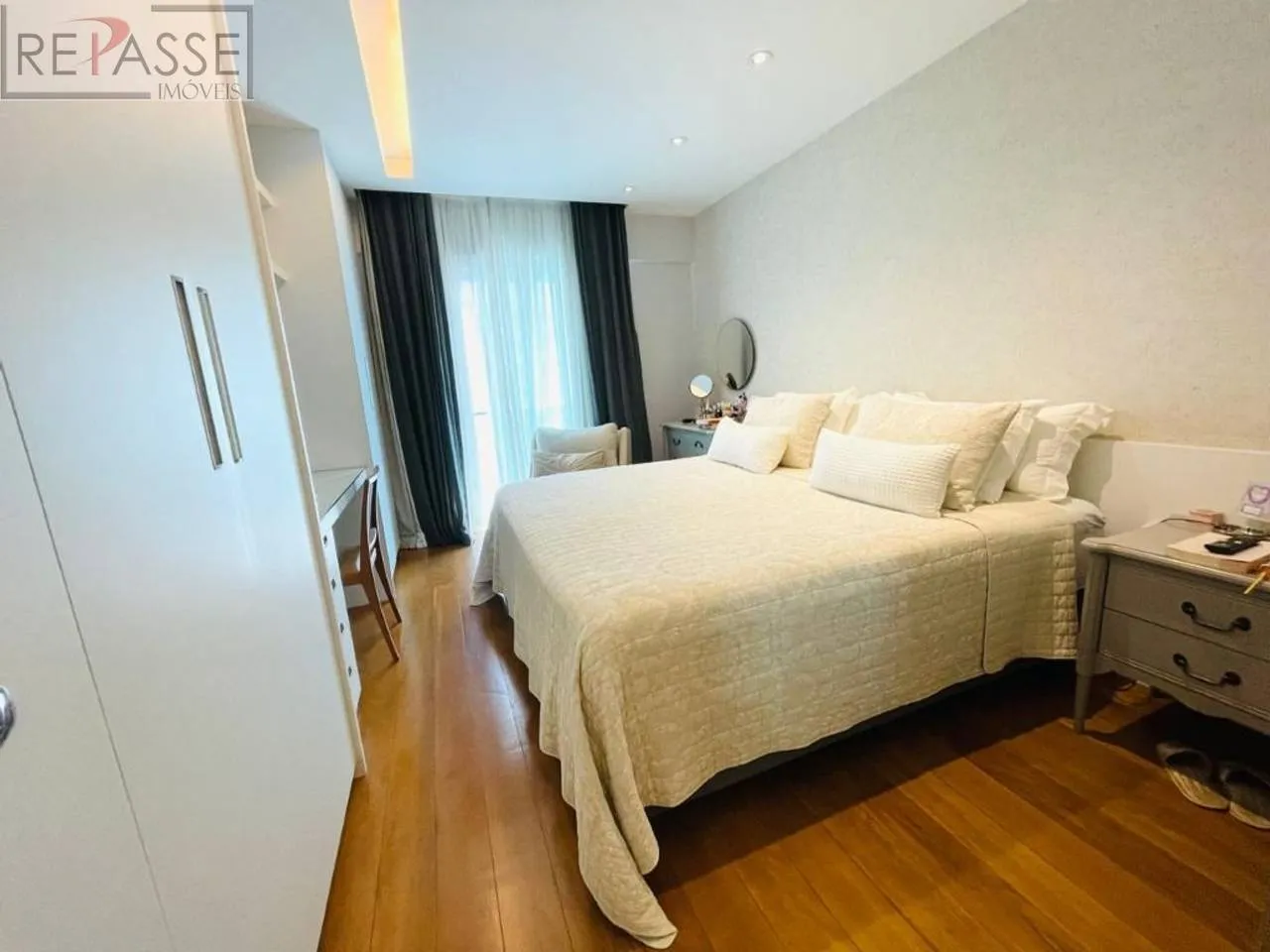 Furnished 4-bedroom apartment with 4 baths, 160 m² — photo 3