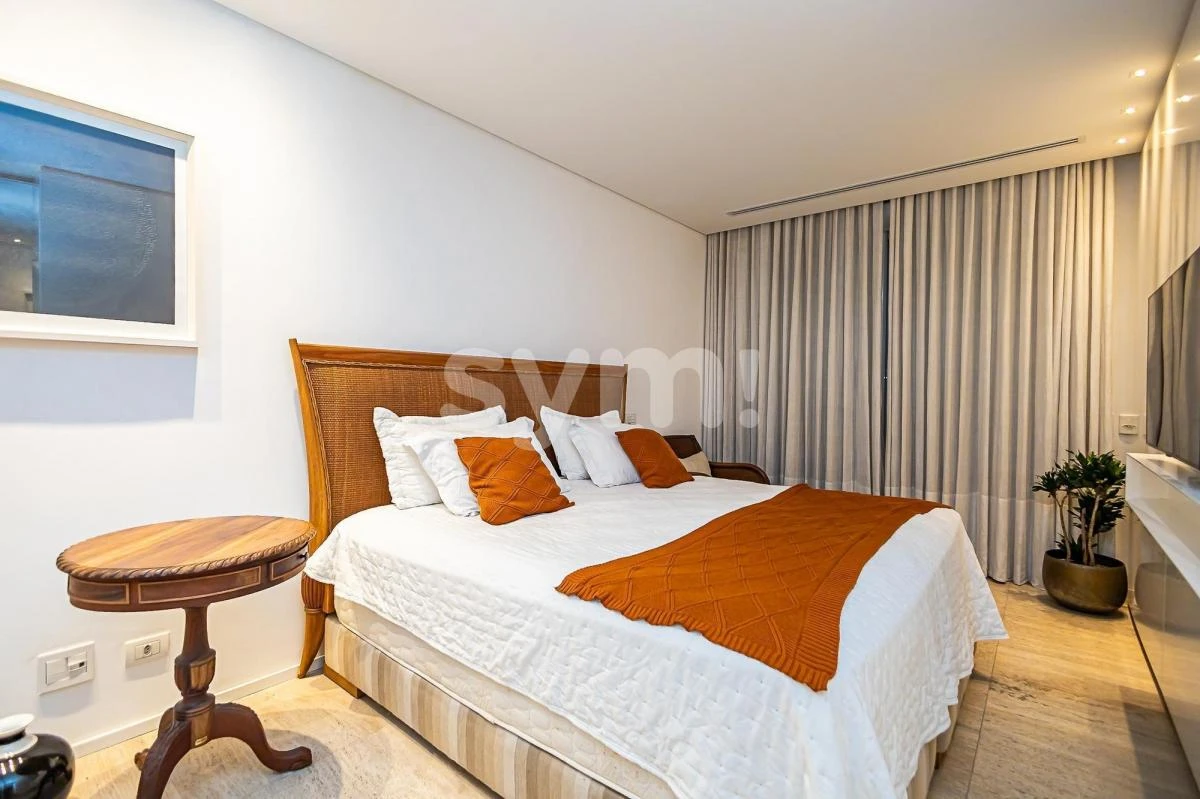 392 m² furnished apartment with 3 bedrooms and 5 baths — photo 4