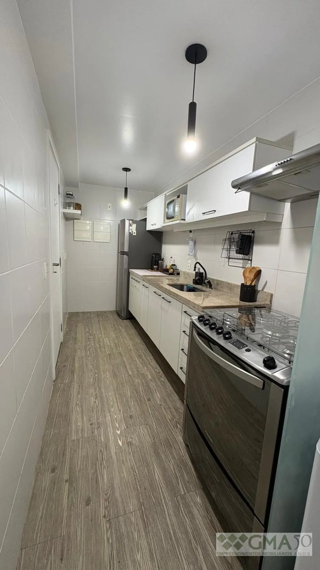 Apartamento com 2 quartos, 2 banheiros e varanda — photo 21