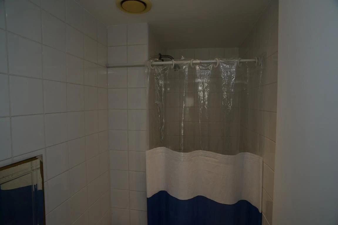 3-bedroom apartment in a building with a sauna — photo 13