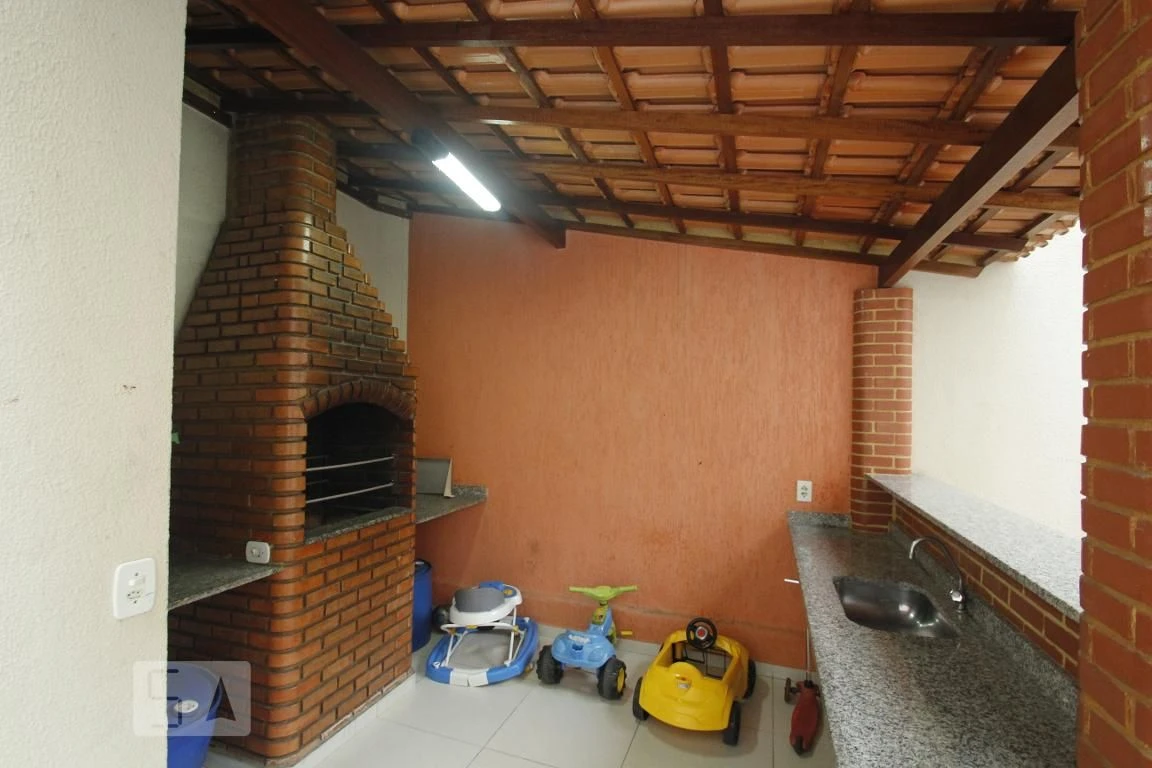 Rental apartment with 2 bedrooms and a balcony — photo 18