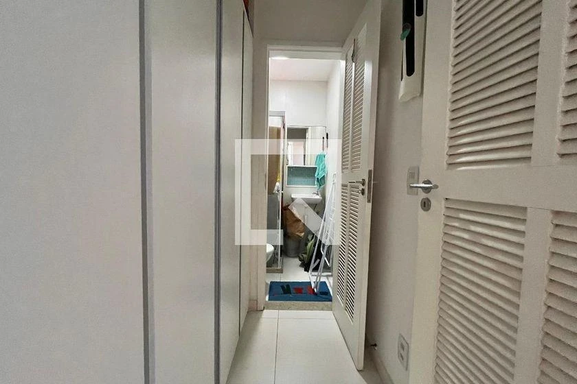 Furnished 3-bedroom apartment with open kitchen — photo 38