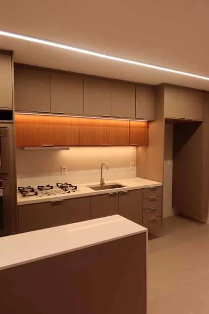 Apartment with 2 bedrooms and an open-plan kitchen — photo 6