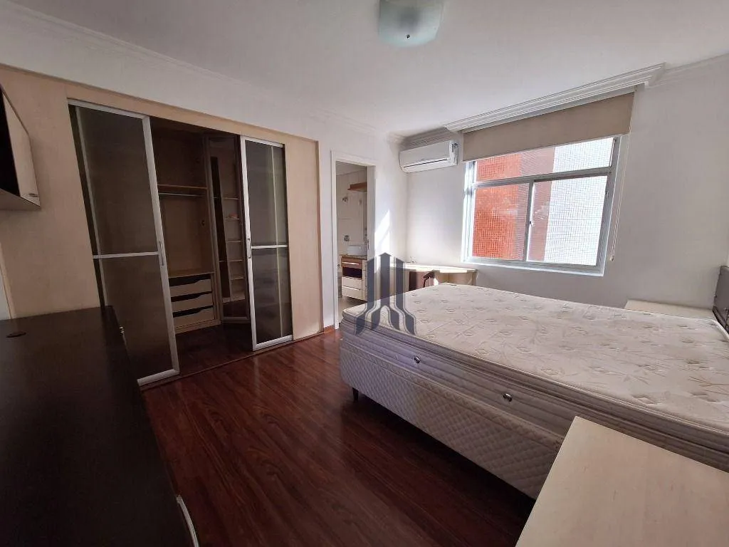 113 m² apartment with a bathtub and a walk-in closet — photo 13