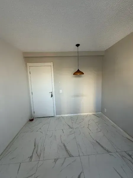 44 m² apartment with 2 bedrooms and a closed kitchen — photo 3