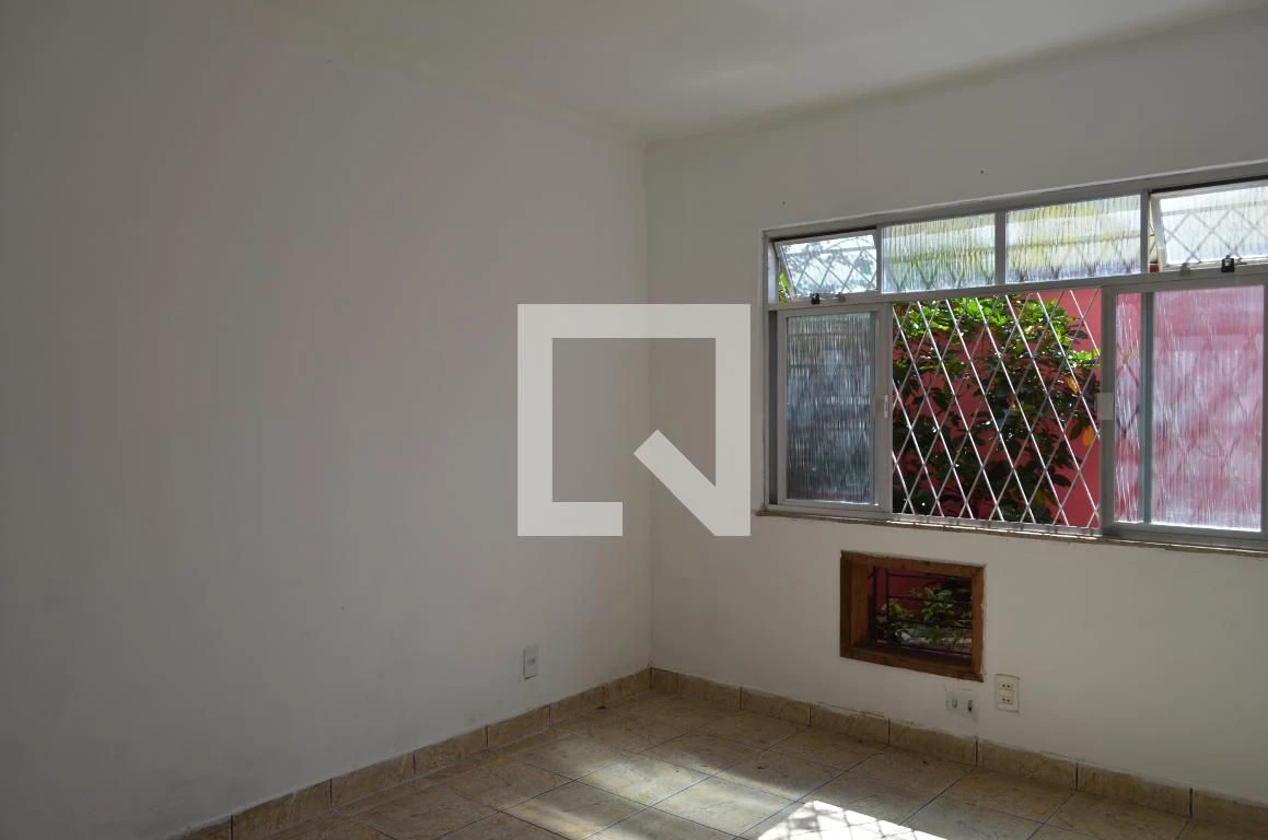 House with 2 bedrooms and a private BBQ — photo 21