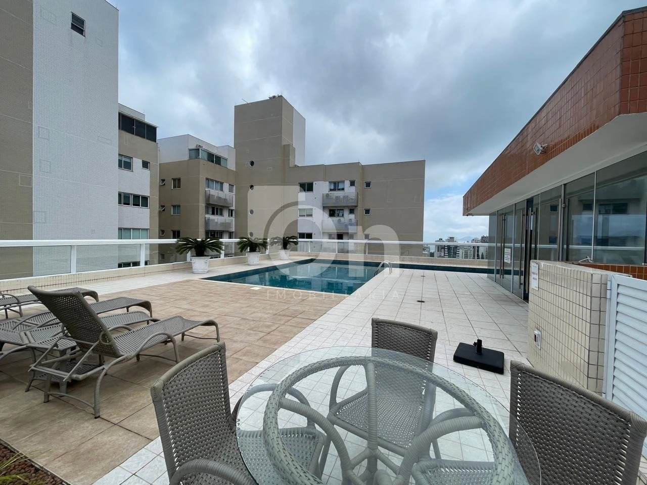 2-bedroom apartment with a water view in Florianópolis — photo 16