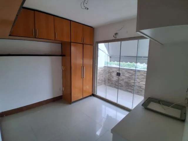 Apartment with 3 bedrooms and 3 bathrooms — photo 18