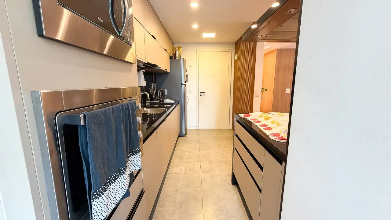 2-bedroom apartment with a home office in Rio de Janeiro