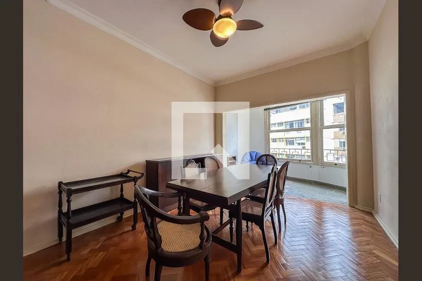 4-bedroom apartment with 3 bathrooms and 206 m² — photo 15