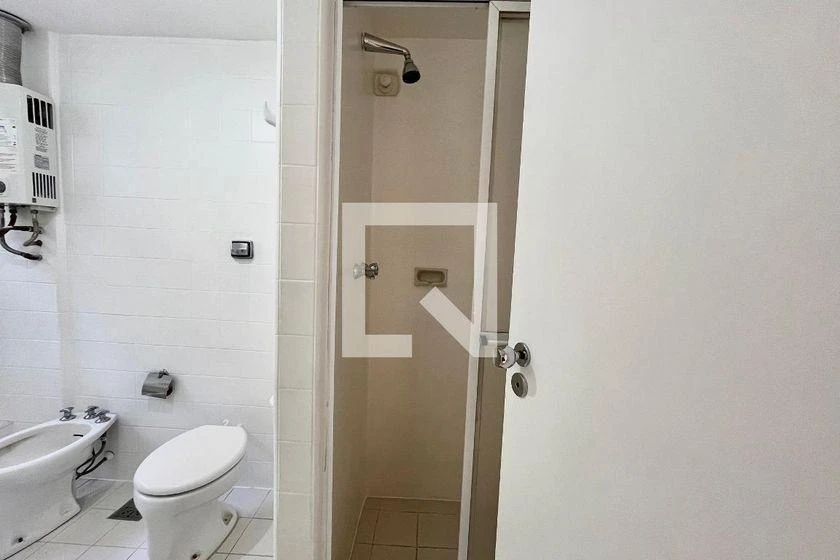 Apartamento de 2 quartos com cozinha fechada — photo 44