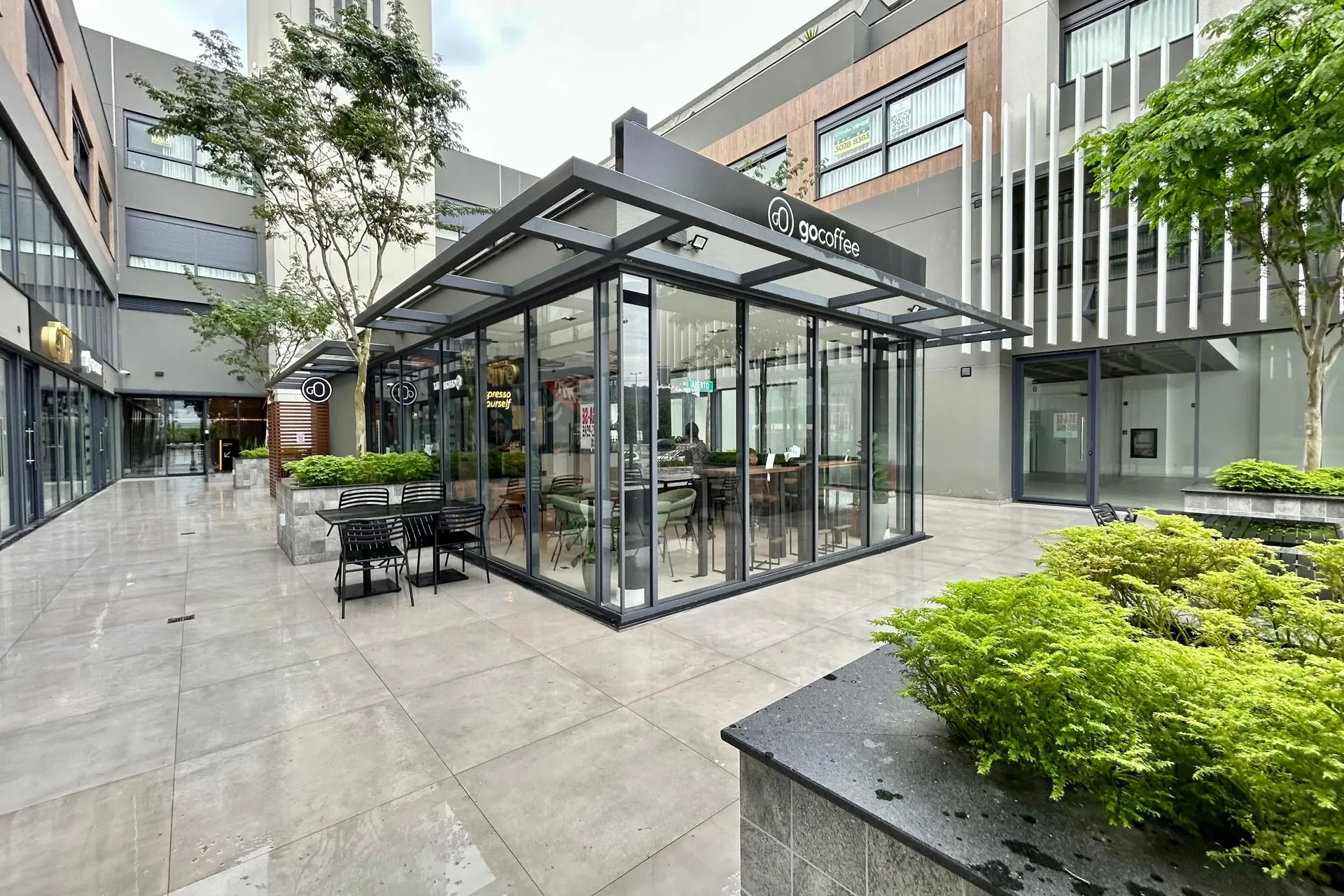 Furnished apartment, 42 m², with a glass-enclosed balcony — photo 30