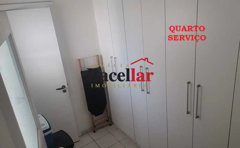 Furnished 203 m² apartment with enclosed balcony — photo 3