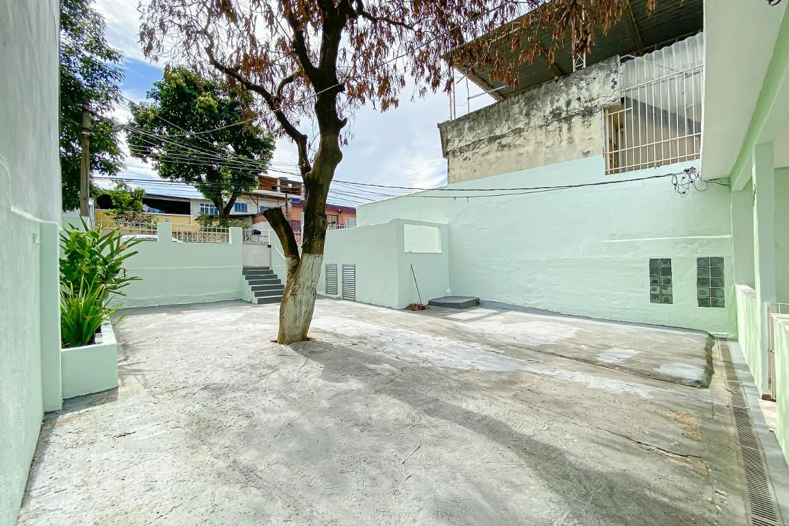 Rental house with 2 bedrooms and 1 bathroom — photo 13