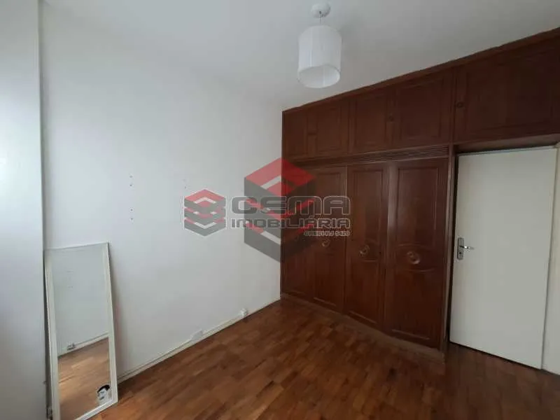 Деревянный пол или ламинат и 3 спальни: квартира 96 м² — photo 11