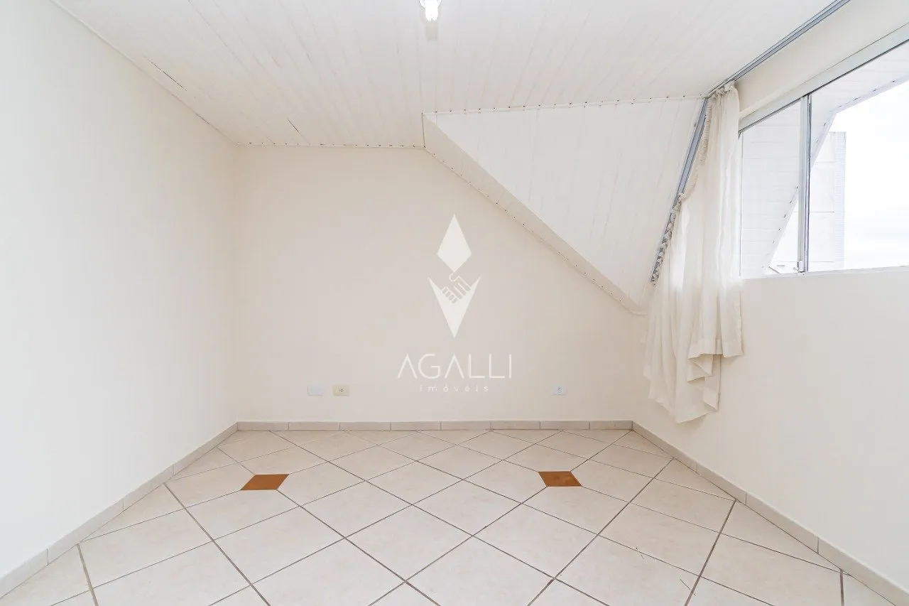 House with 4 bedrooms and 192 m², 1 parking spot — photo 36