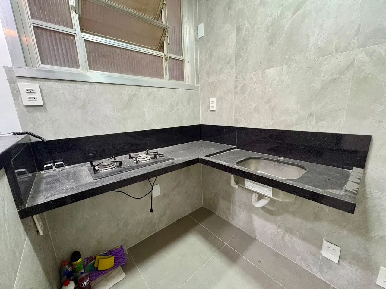 One-bedroom, 27 m² apartment in Rio de Janeiro — photo 2