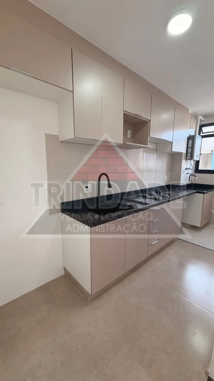 Wood or laminate floors in a 2-bedroom apartment, 53 m² — photo 2