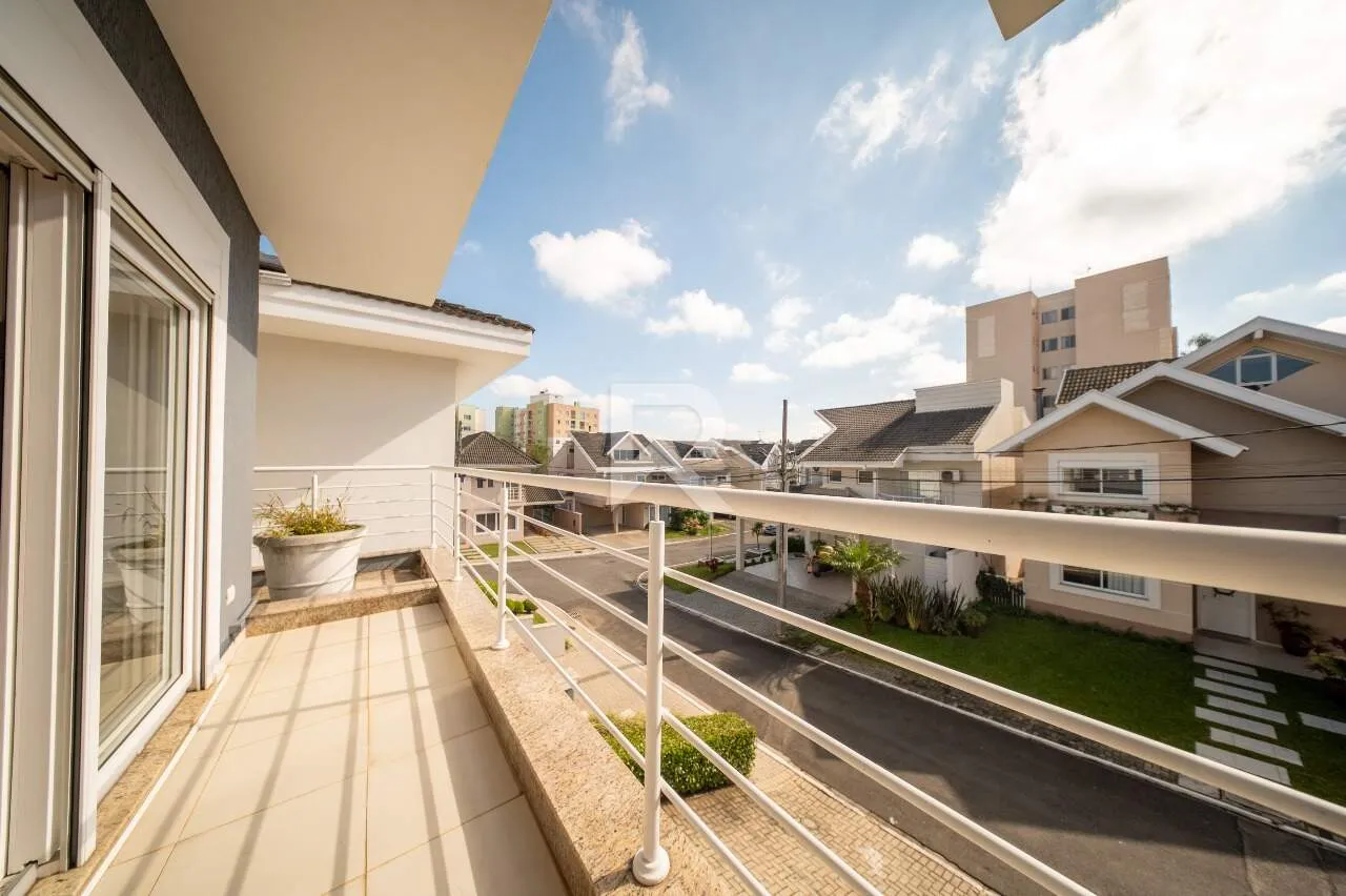 House with 4 bedrooms, private garden and 4 parking — photo 36