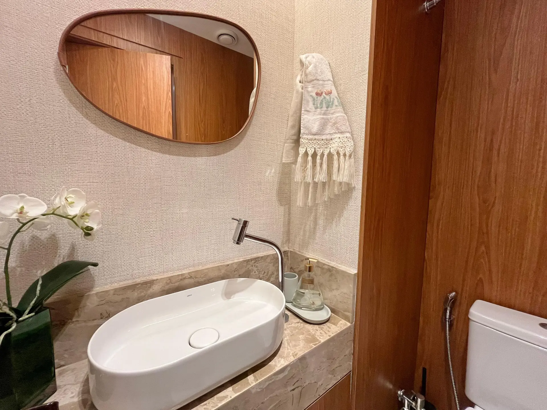 Furnished apartment, 70 m², with a water view — photo 28