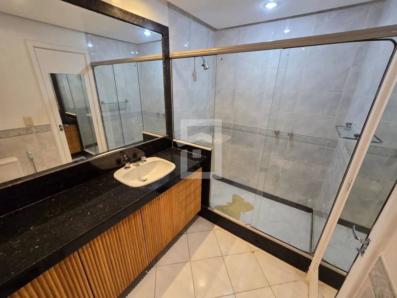 Triplex house with 4 bedrooms and 2 en-suites — photo 53