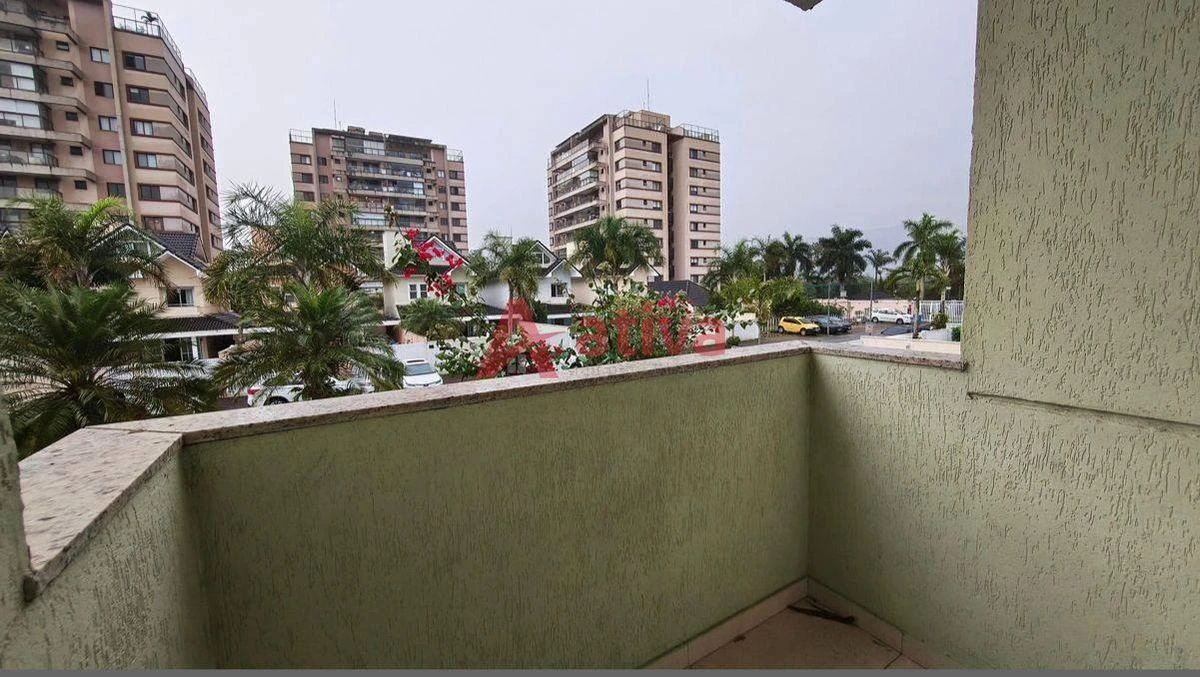 Casa em condomínio com 4 suítes e 200 m² — photo 45