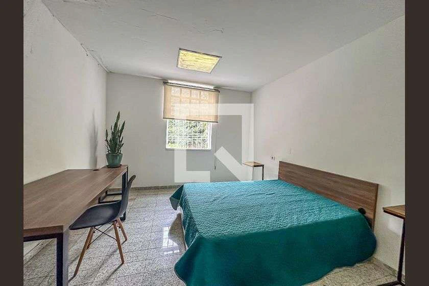 Casa com 4 quartos, jardim privativo e 300 m² — photo 21