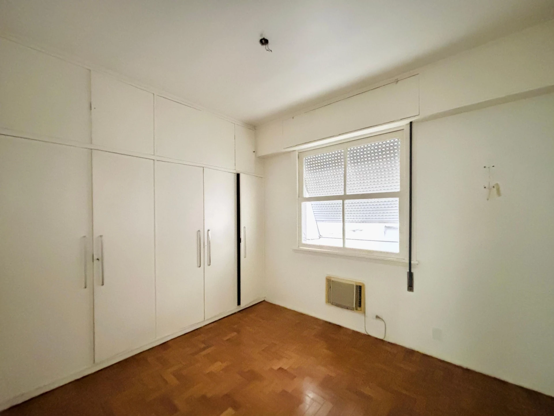 3-bedroom apartment with a jacuzzi in Rio de Janeiro — photo 30