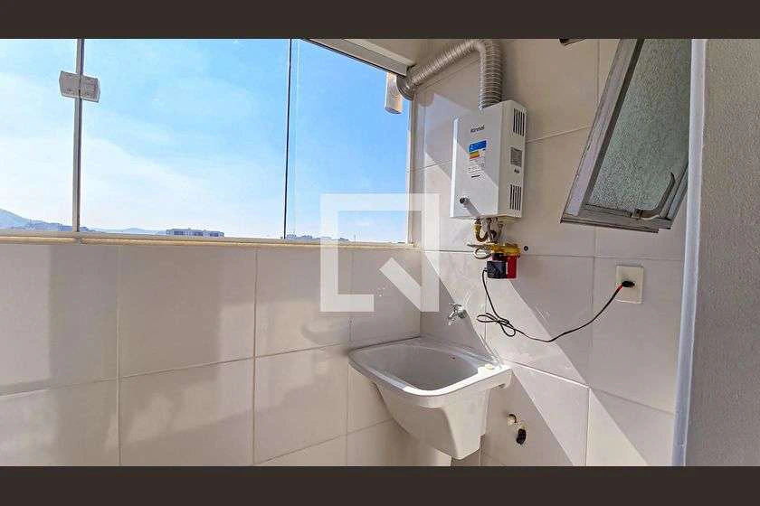 Apartamento com 2 quartos, 2 banheiros e 65 m² — photo 28