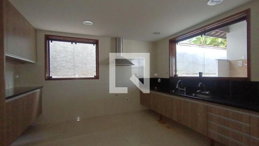 Home office in a 3-bedroom house, 760 m² — photo 2