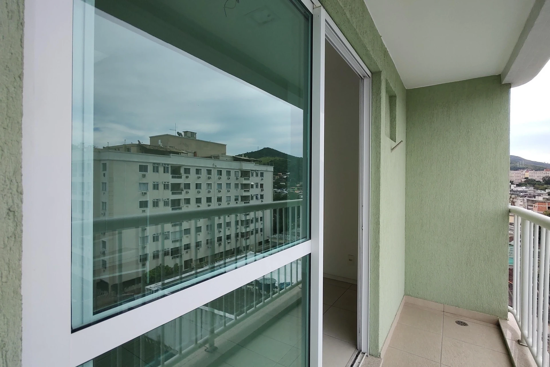 Apartment with 2 bedrooms, balcony and 1 parking space