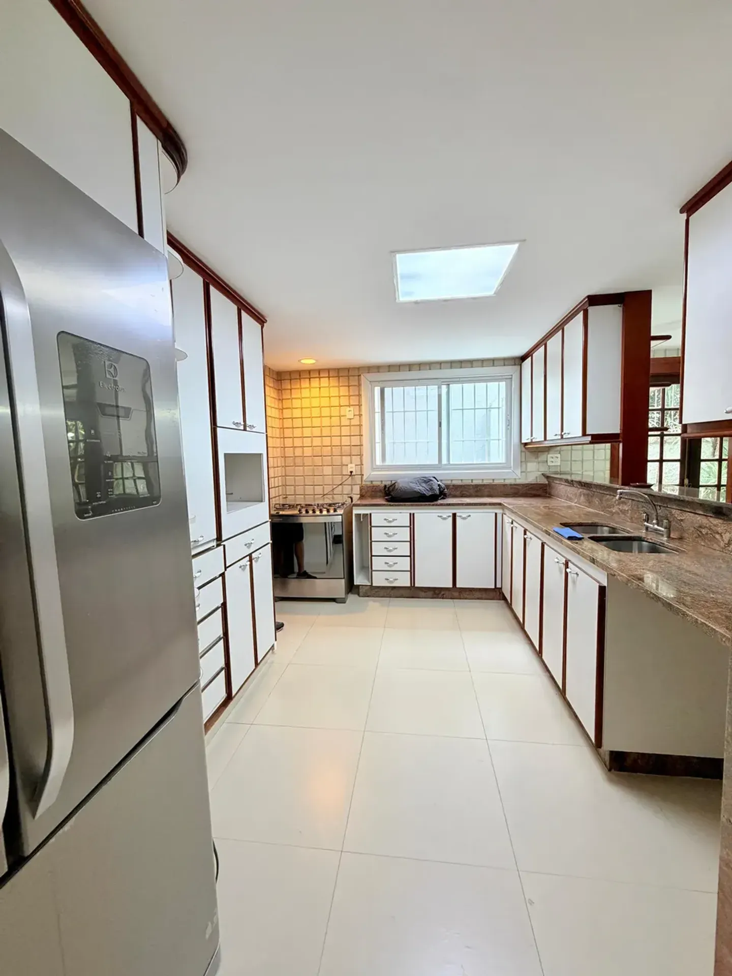 Casa com 5 quartos e 5 banheiros e varanda envidraçada — photo 28