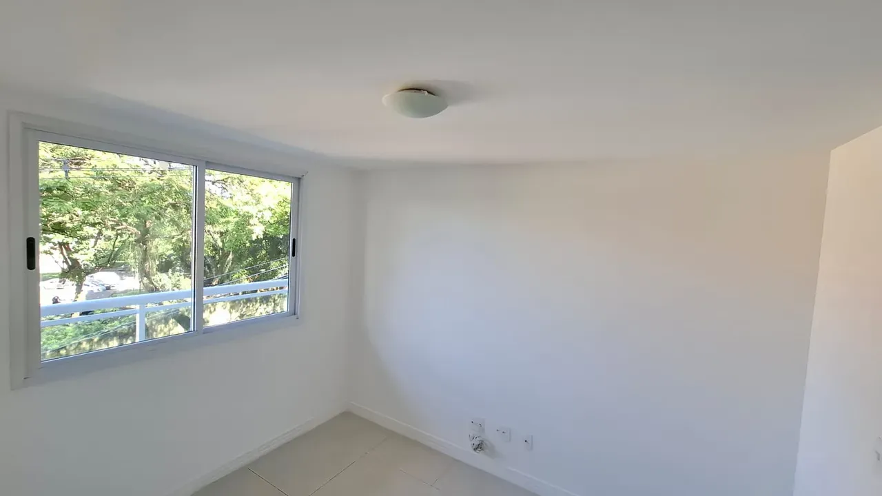 Apartamento de 2 quartos em condomínio com academia — photo 11