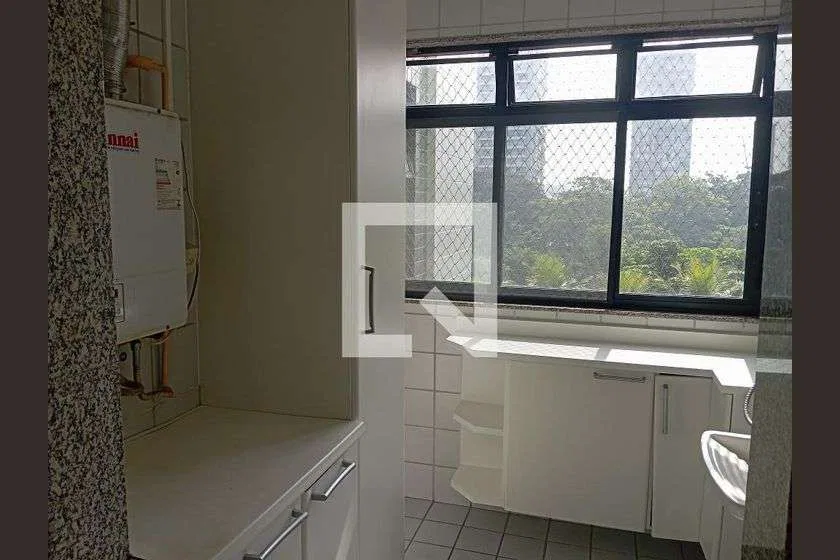 250 m² apartment with 4 bedrooms and 3 parking spots — photo 22