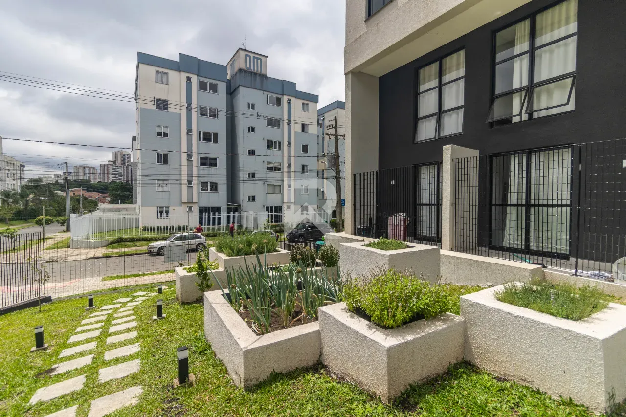 28 m² studio with private garden and 1 parking space — photo 29
