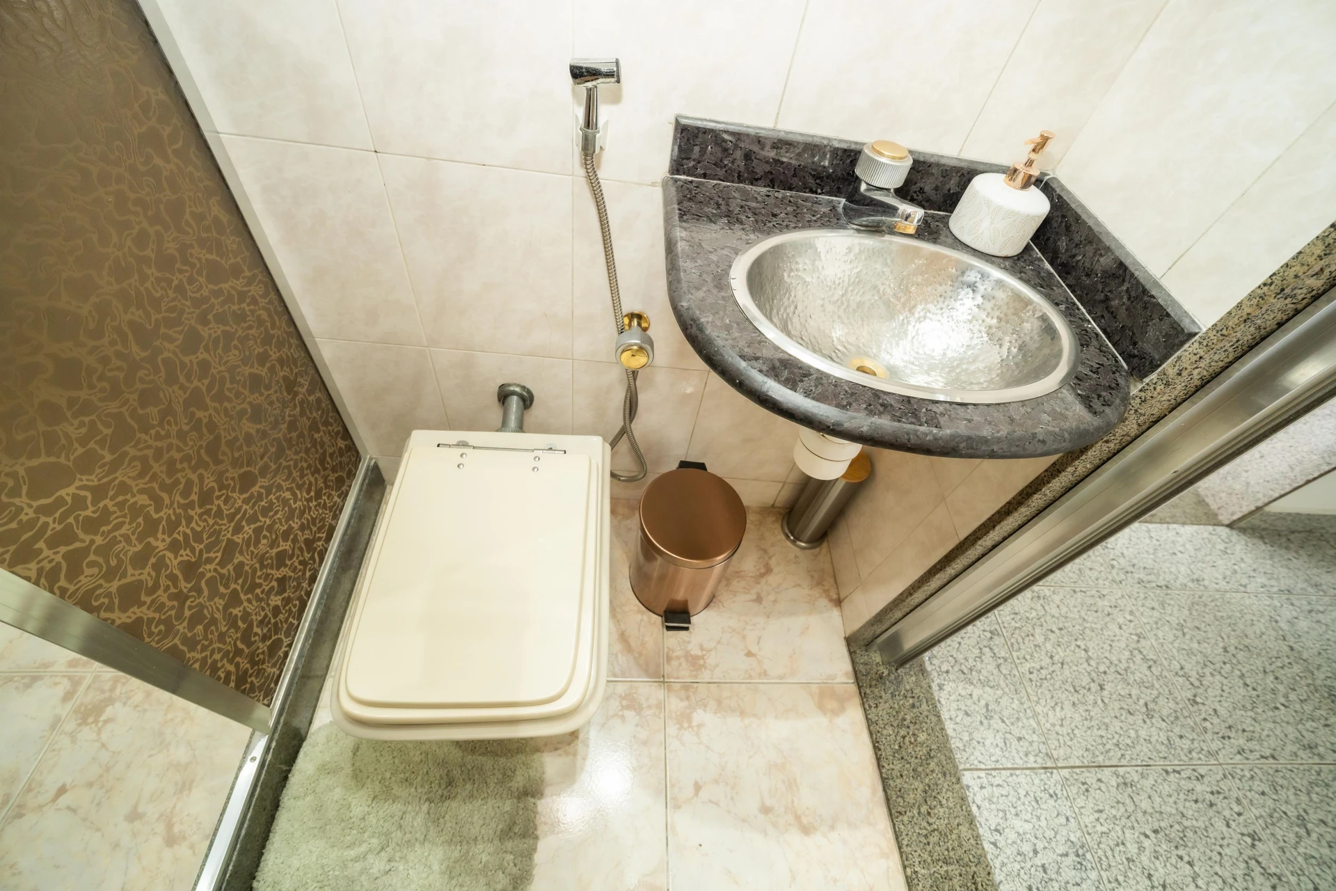 Furnished house, 449 m², with a jacuzzi — photo 105