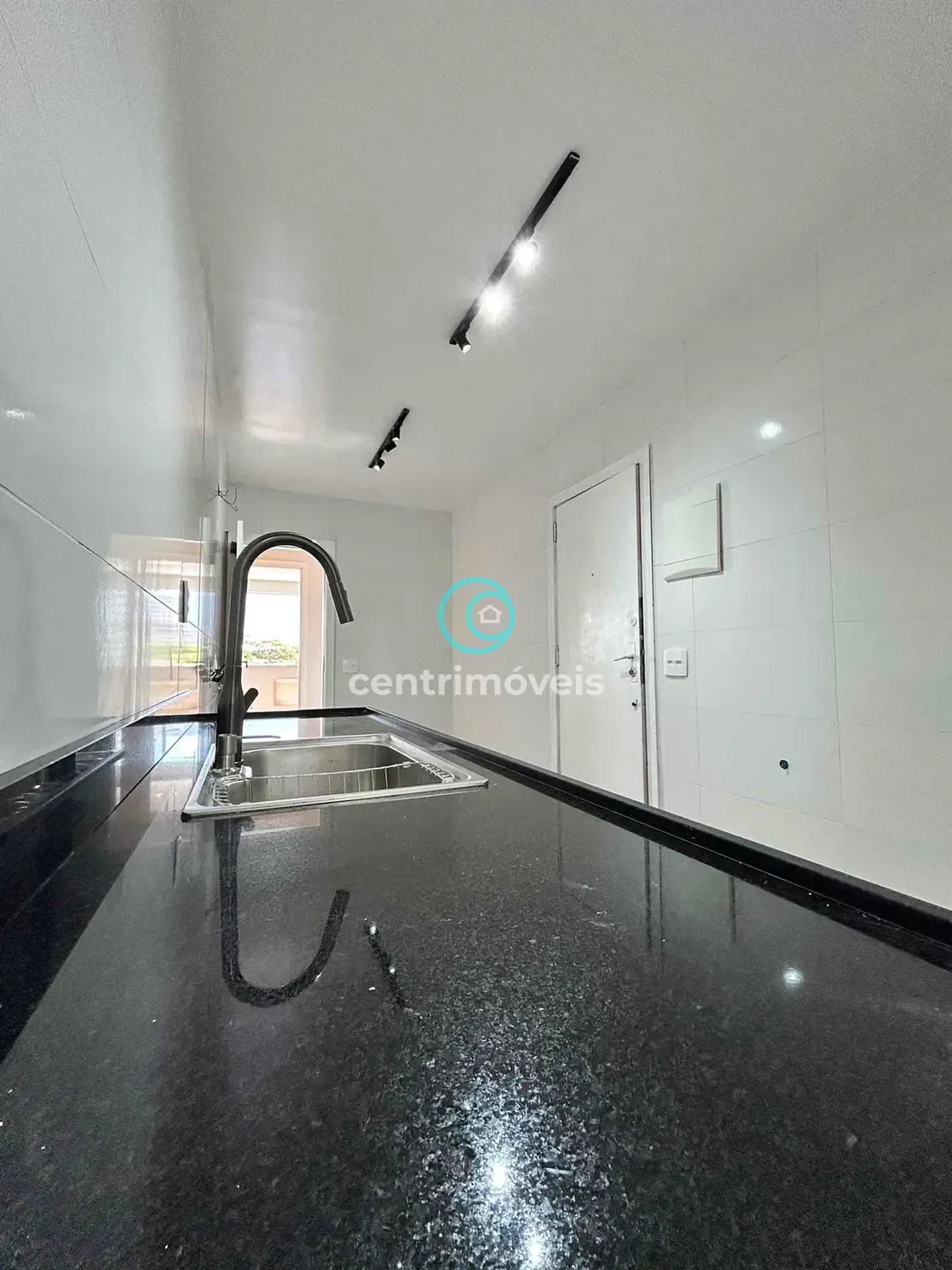 Apartment with 4 bedrooms and 138 m², 2 parking spots — photo 46