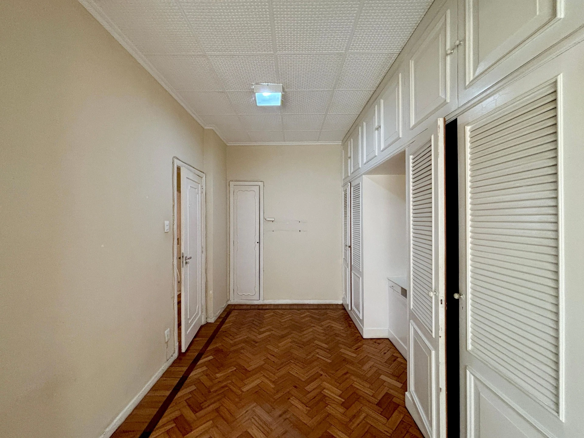 3-bedroom apartment with 2 bathrooms — photo 78