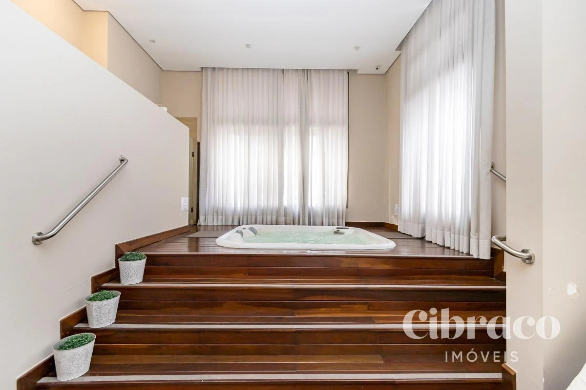 Apartamento de 2 quartos com varanda envidraçada — photo 7