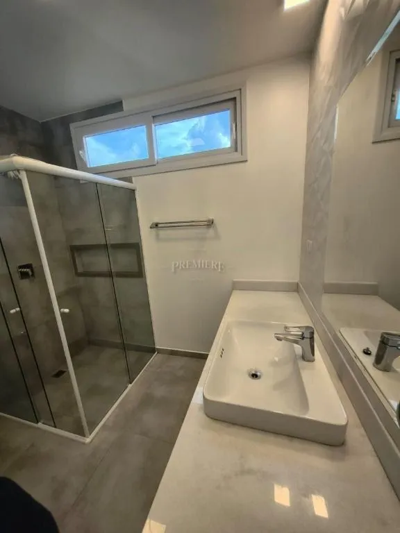 Будинок на 5 кімнат із балконом і 400 м² — photo 34