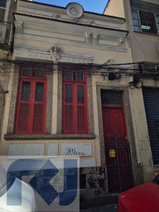 Unfurnished house with 1 bedroom, 3 bathrooms, 1 parking — photo 11