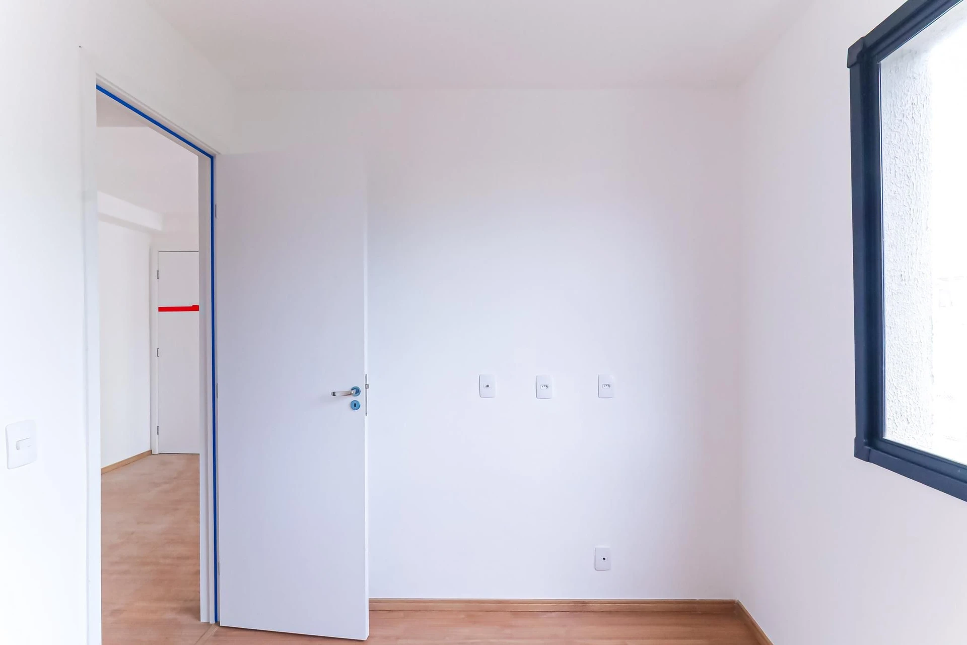 Apartamento de 2 quartos em condomínio com piscina — photo 16