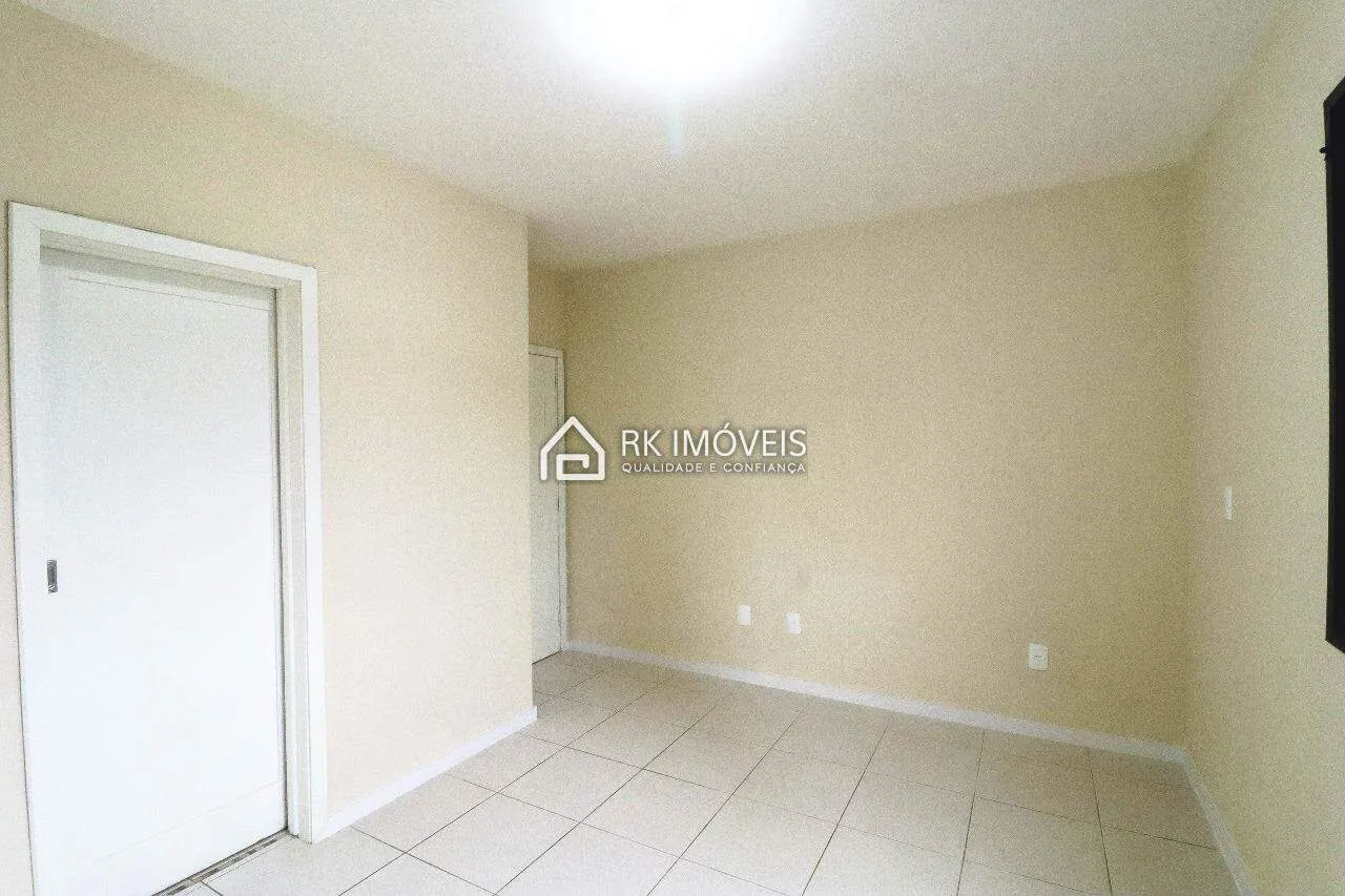 Rental apartment with 3 bedrooms and a balcony — photo 21