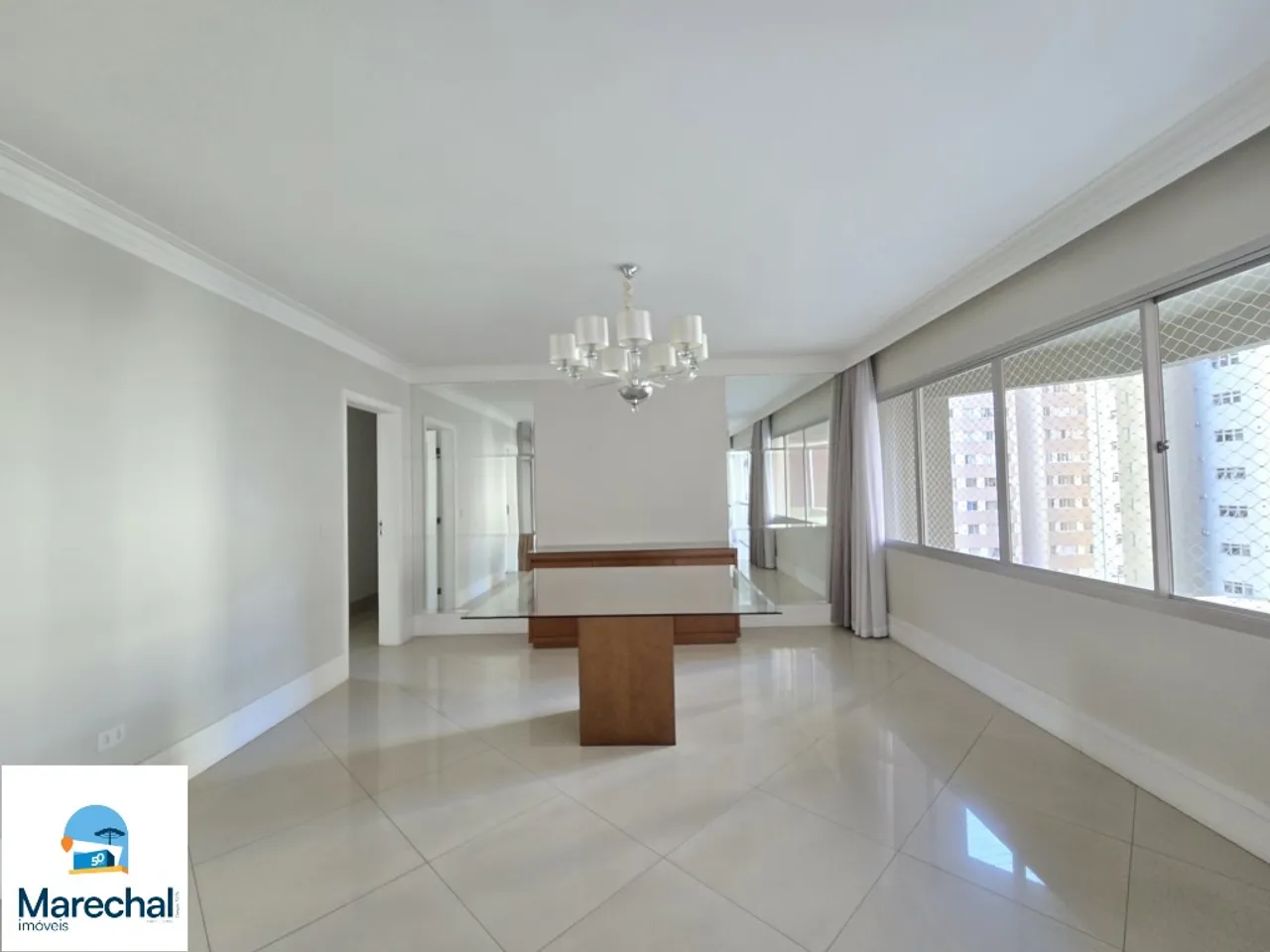 146 m² apartment with 3 bedrooms and 4 bathrooms — photo 5