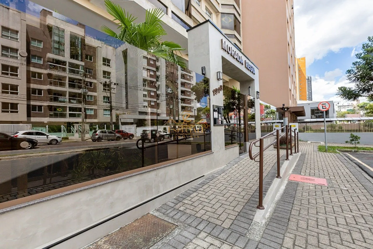 Мебльована квартира з 3 кімнатами на 146 м² — photo 48