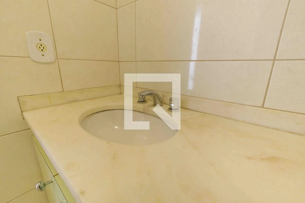 Washing machine in a 2-bedroom apartment, 100 m² — photo 41