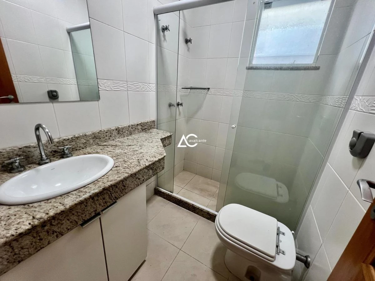 Detached home with 5 en-suite bedrooms and 541 m² — photo 15