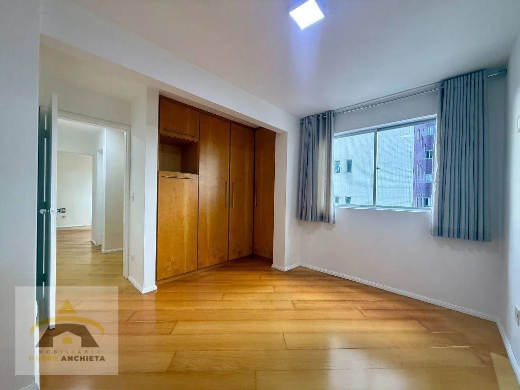 Furnished 1-bedroom apartment with a private BBQ area — photo 3