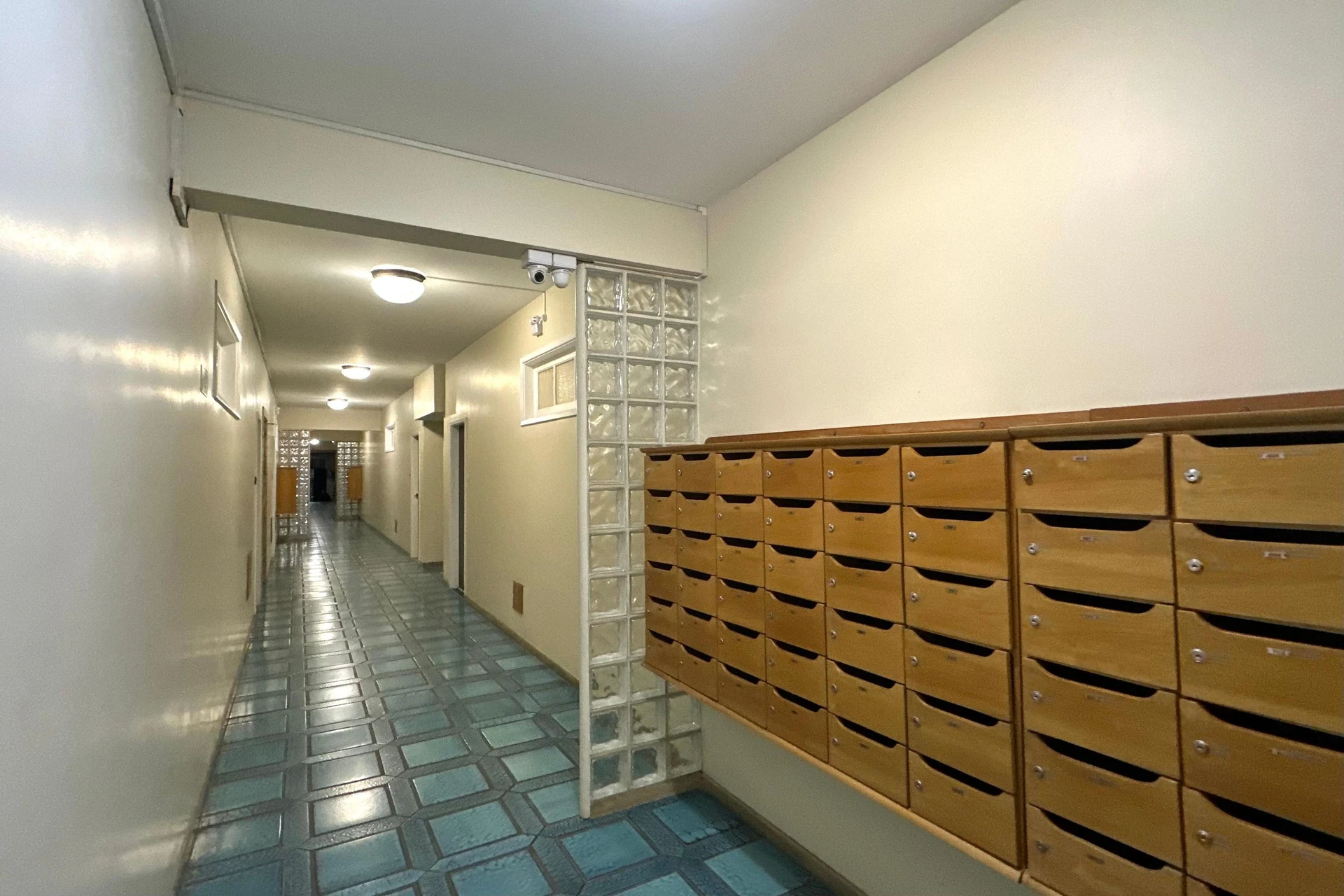 Apartamento mobiliado com 1 quarto, varanda e 2 banheiros — photo 28