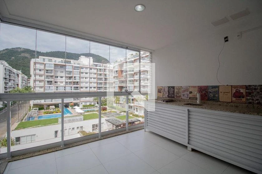 Apartment, 92 m², with a glass-enclosed balcony — photo 5